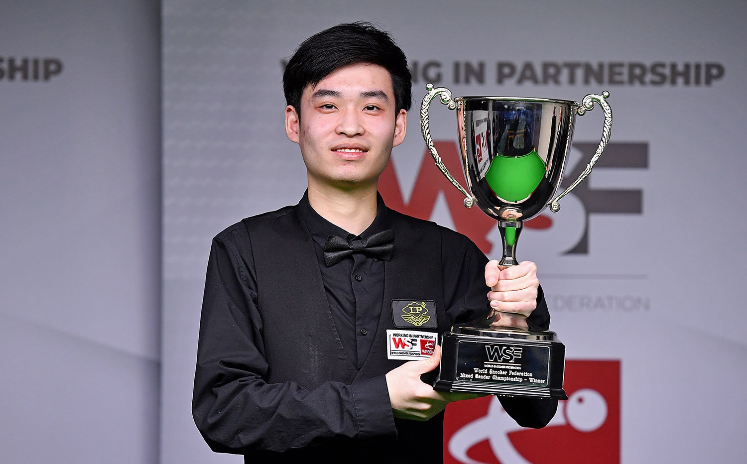 爱德华兹本 爱德华兹本