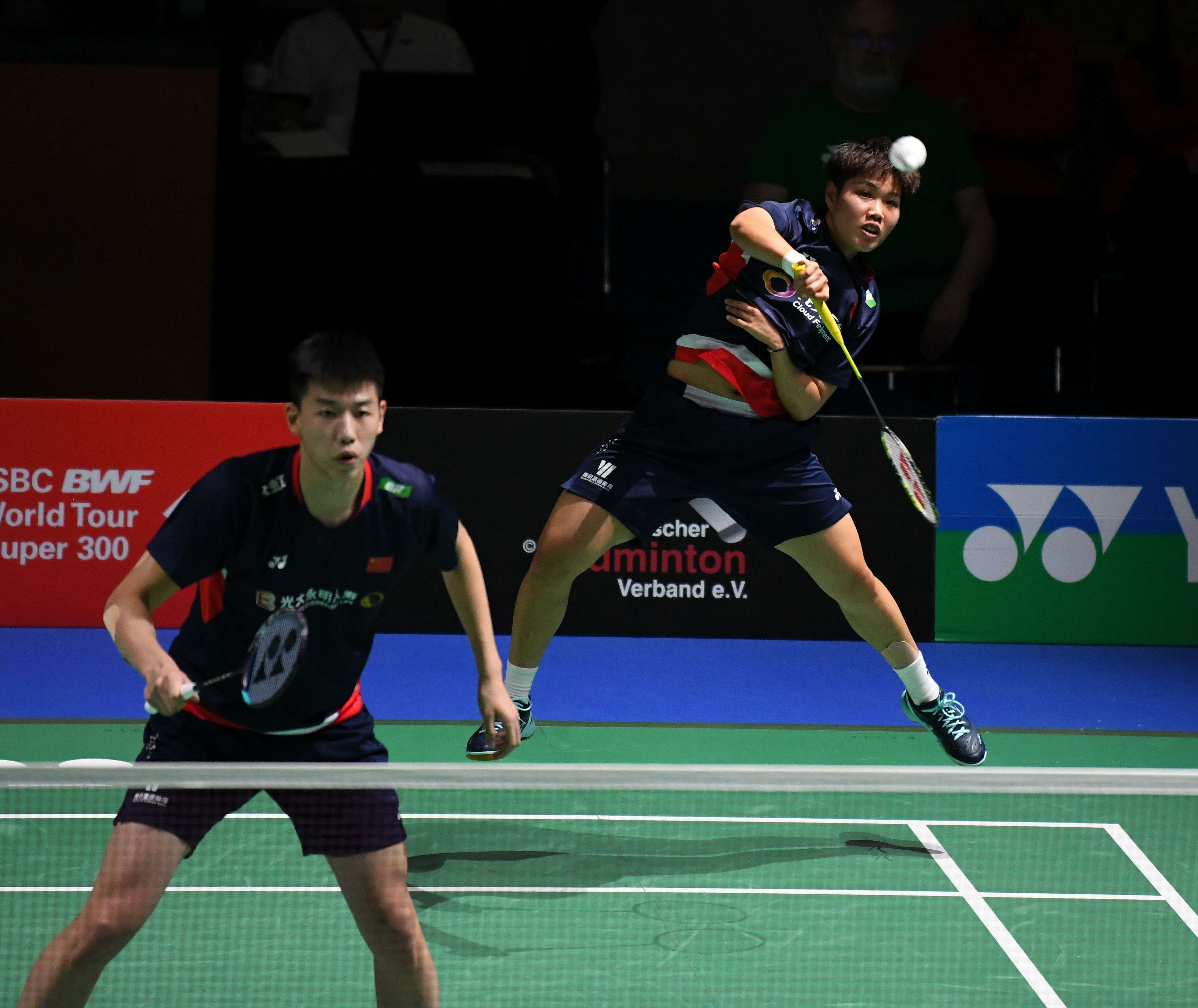 在这次群雄 在这次群雄